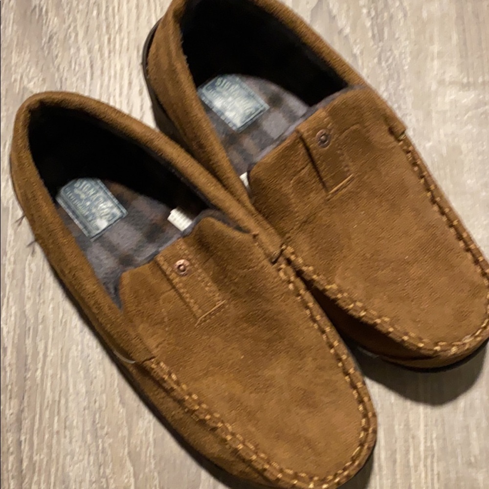 NWOT men’s house shoe/loafer 7-8